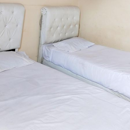 Richmond Guest House Cirebon Redpartner Екстер'єр фото