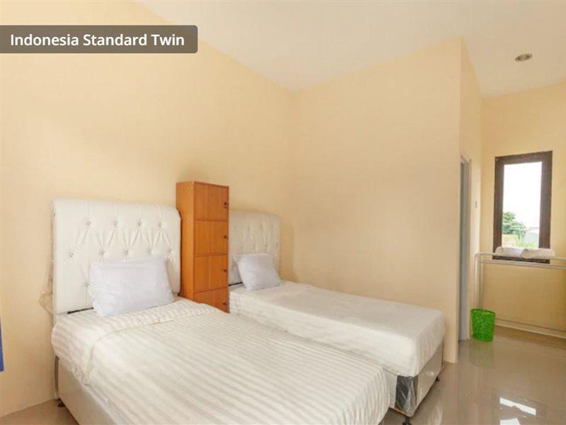 Richmond Guest House Cirebon Redpartner Екстер'єр фото