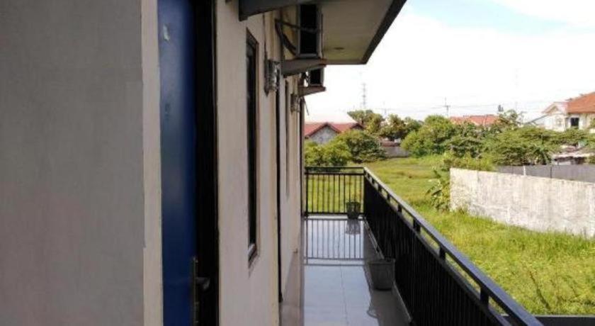 Richmond Guest House Cirebon Redpartner Екстер'єр фото