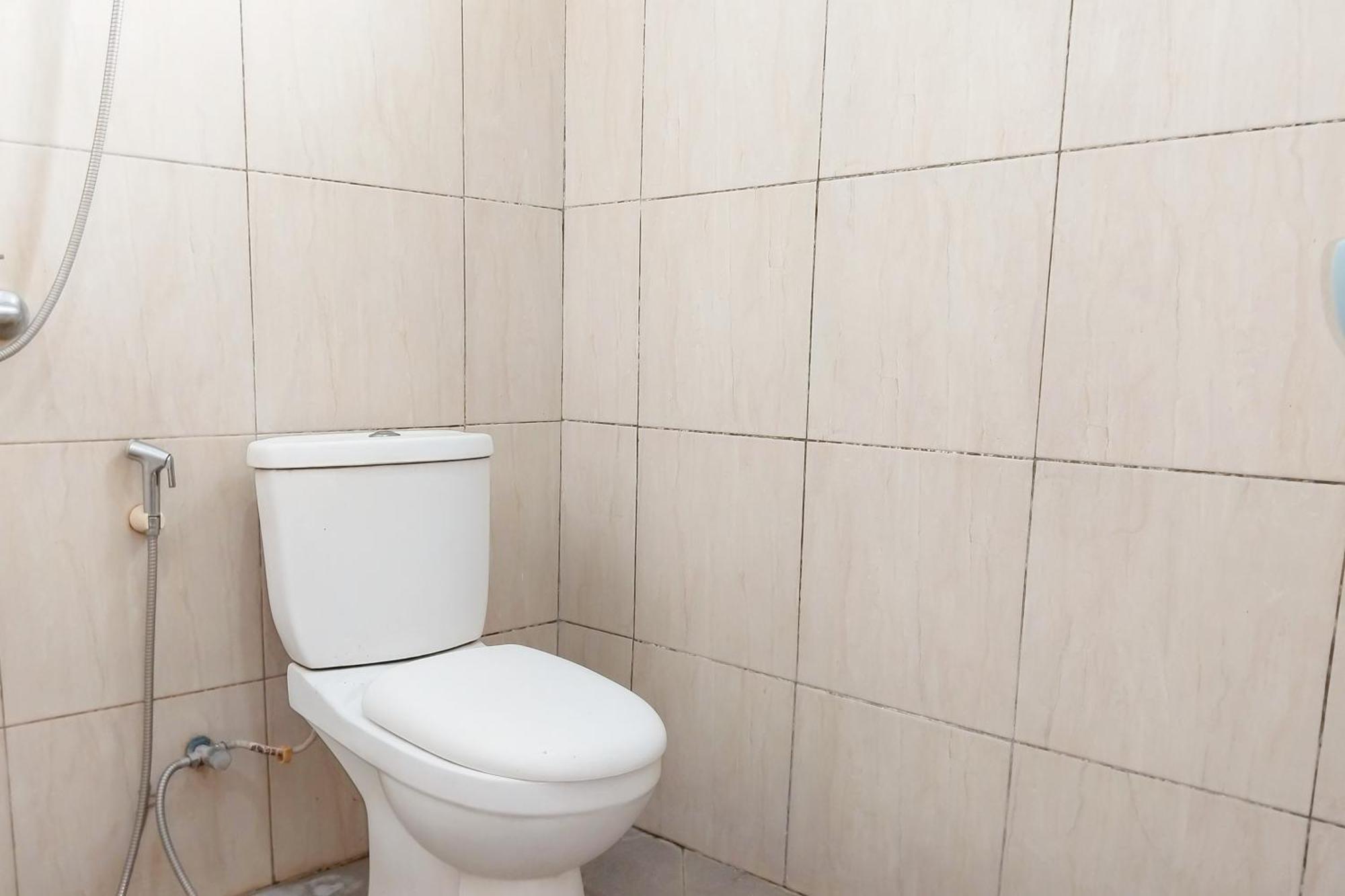 Richmond Guest House Cirebon Redpartner Екстер'єр фото