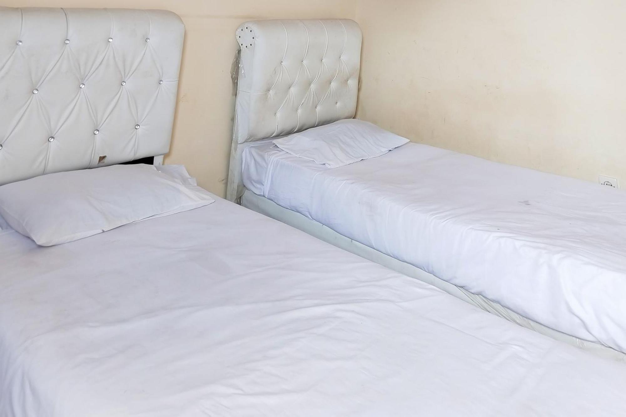 Richmond Guest House Cirebon Redpartner Екстер'єр фото