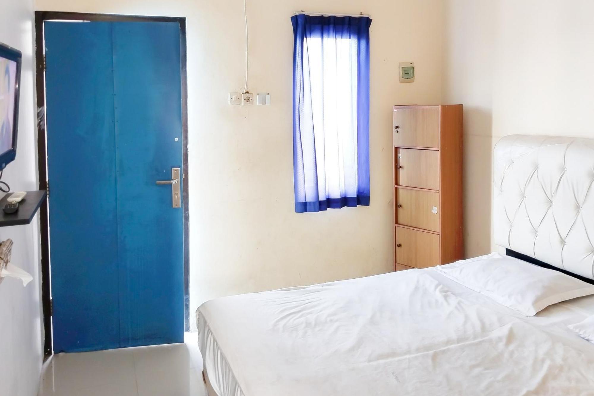 Richmond Guest House Cirebon Redpartner Екстер'єр фото